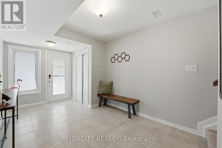 29682192/807-element-private/emerald-meadowstrailwest/ottawa/ontario/K2M0M8_5
