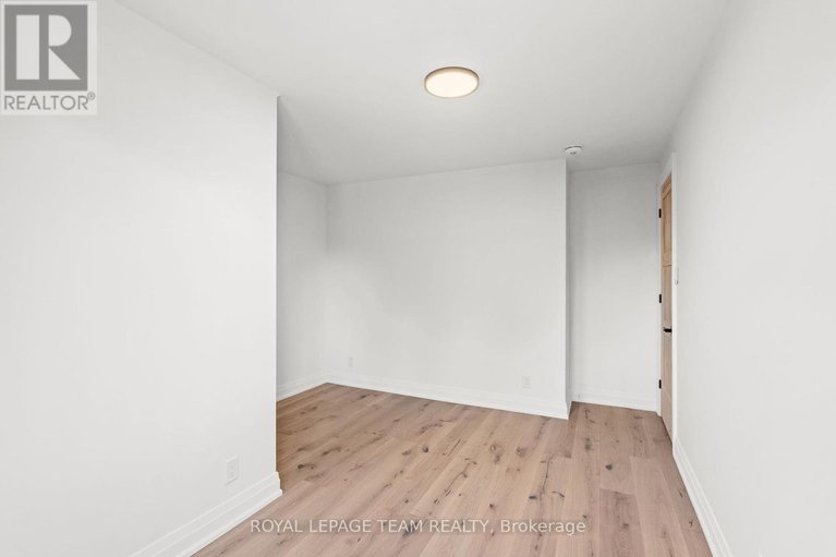 28989052/5575-south-sunset-drive/manotick-long-island-nicholls-island/ottawa/ontario/K4M1J4_34