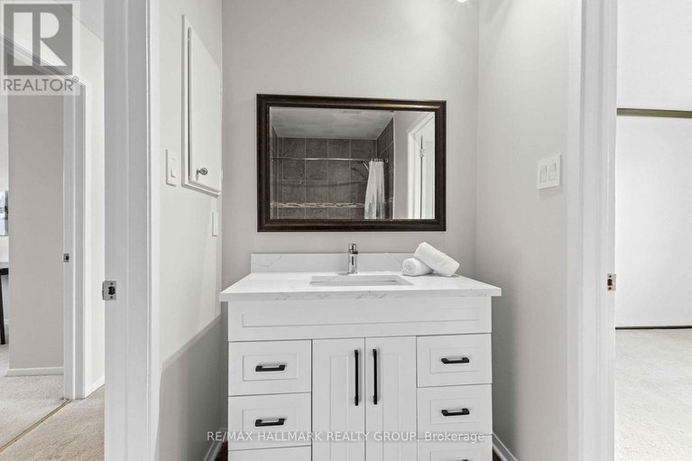 29476834/11-1160-shillington-avenue/carlington/ottawa/ontario/K1Z7Z4_14