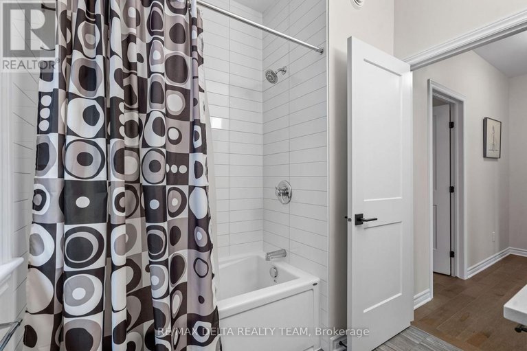 29165655/851-tewin-circle/camelot/ottawa/ontario/K4A3N6_28