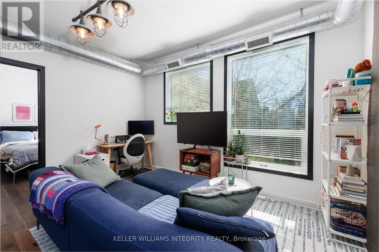 28435777/202-1308-thames-street/carlington/ottawa/ontario/K1Z7N4_11