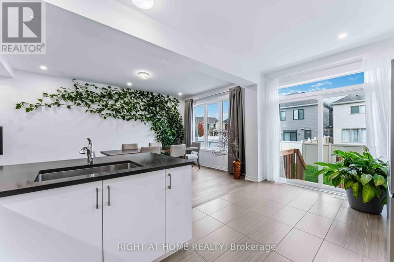 29034321/756-brittanic-road/emerald-meadowstrailwest/ottawa/ontario/K2V0R5_12