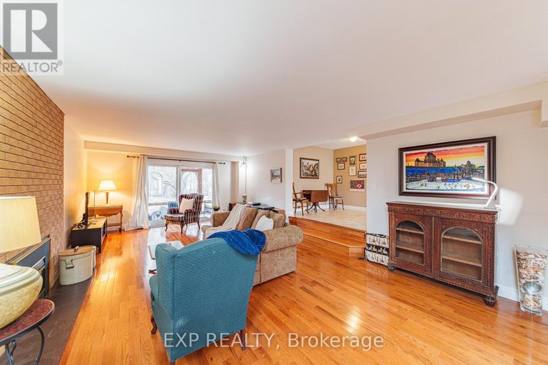 29624892/1592-apeldoorn-avenue/carleton-heights/ottawa/ontario/K2C1V5_4