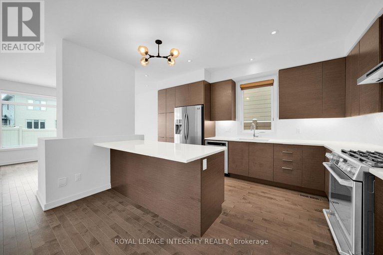 29234457/899-ralph-hennessy-avenue/riverside-southgloucester-glen/ottawa/ontario/K1X0B1_16