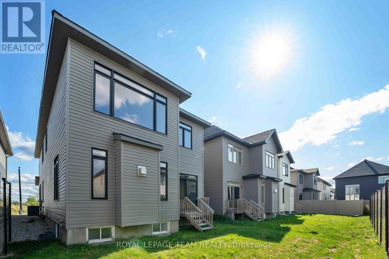 28910916/27-peony-lane/riverside-southgloucester-glen/ottawa/ontario/K4M0M3_45