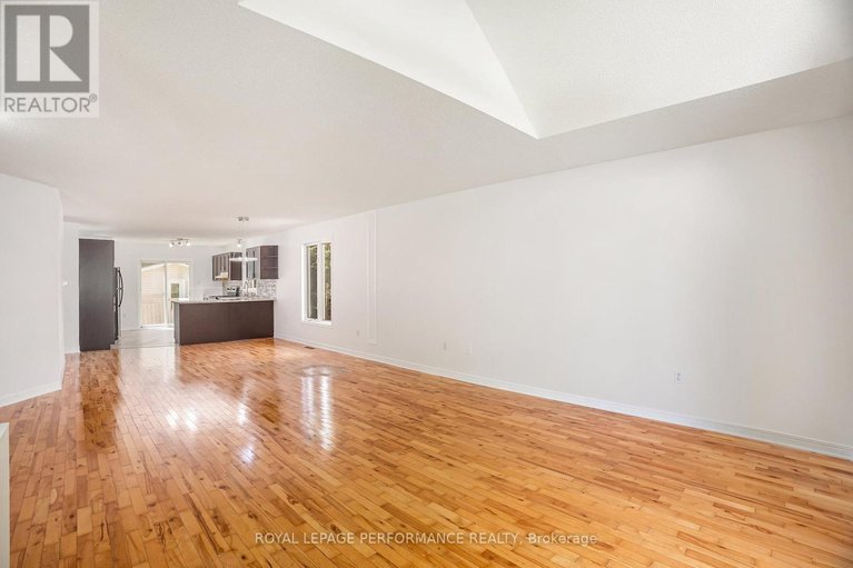 28513867/129-beaumont-avenue/town-of-rockland/clarence-rockland/ontario/K4K1R7_10