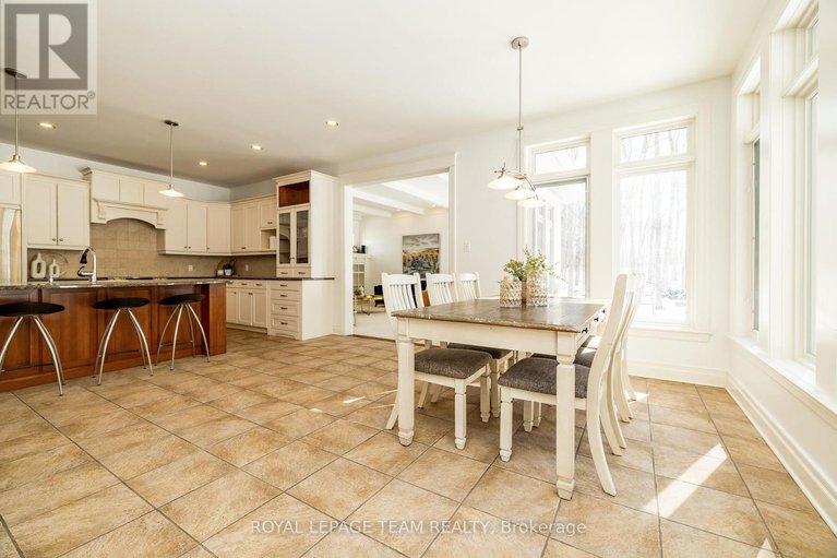 28115746/28-marchvale-drive/rural-kanata-central/ottawa/ontario/K2W1C2_18