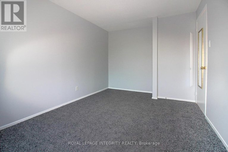 29052412/1080-des-ormes-place/convent-glen-north/ottawa/ontario/K1C5L7_14