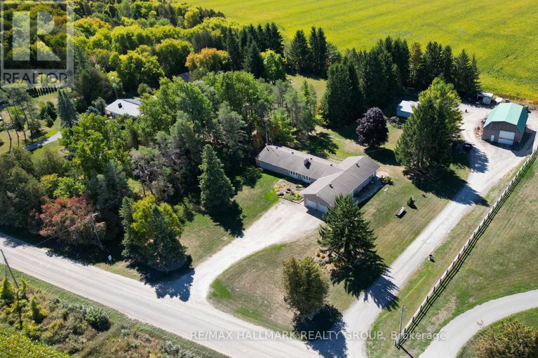 28909975/5758-third-line-road-n/rideau-twp-w-of-hwy-16-north-of-reg-rd-6/ottawa/ontario/K0A2T0_40