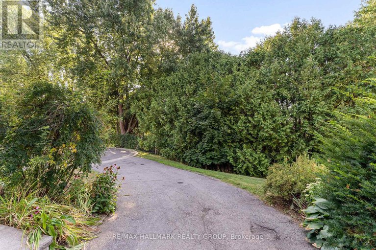 28818495/26-c-arnold-drive/arbeatha-park/ottawa/ontario/K2H6V9_9