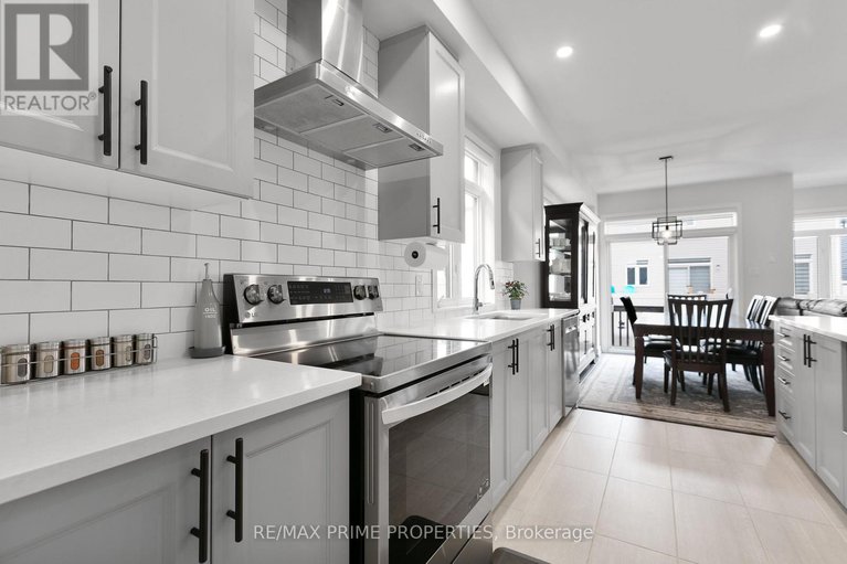 28408165/249-fountainhead-drive/mer-bleuebradley-estatesanderson-park/ottawa/ontario/K1W0H4_15