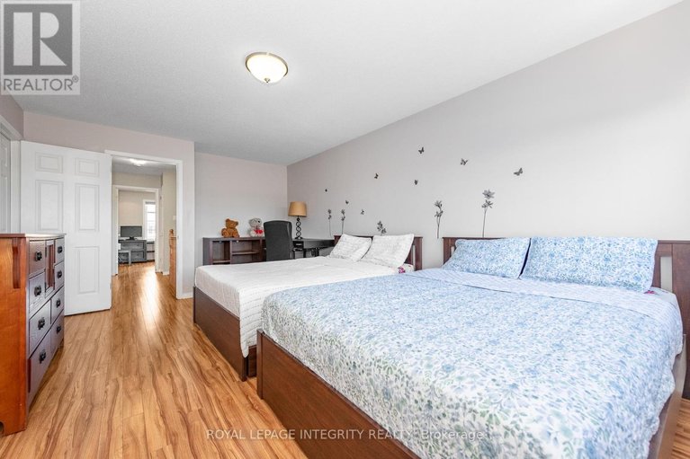 29667353/915-schooner-crescent/riverside-southgloucester-glen/ottawa/ontario/K1V1Y3_27