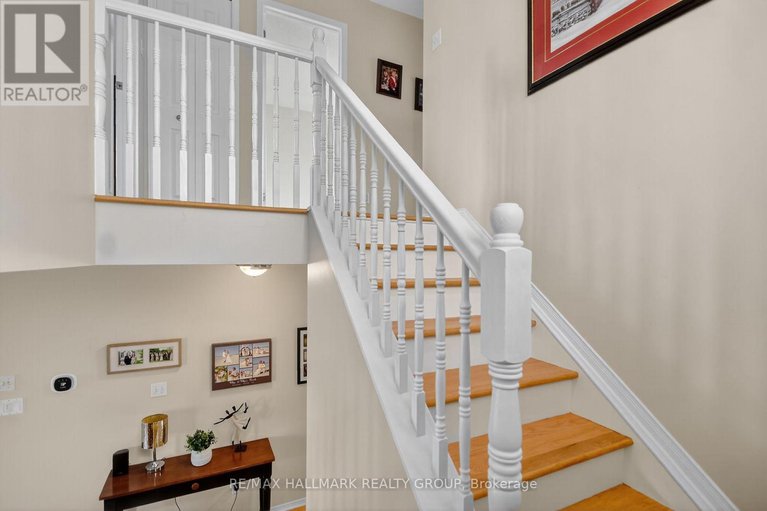 28971338/131-harbour-view-street/strandherd/ottawa/ontario/K2G6Z8_18
