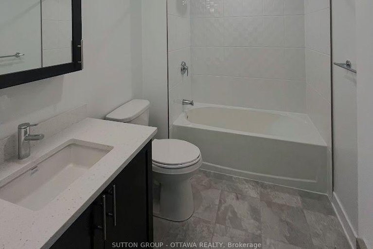 28787861/1001-340-queen-street/ottawa-centre/ottawa/ontario/K1R0G1_13