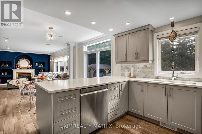28813804/116-lamadeleine-boulevard/embrun/russell/ontario/K0A1W1_11