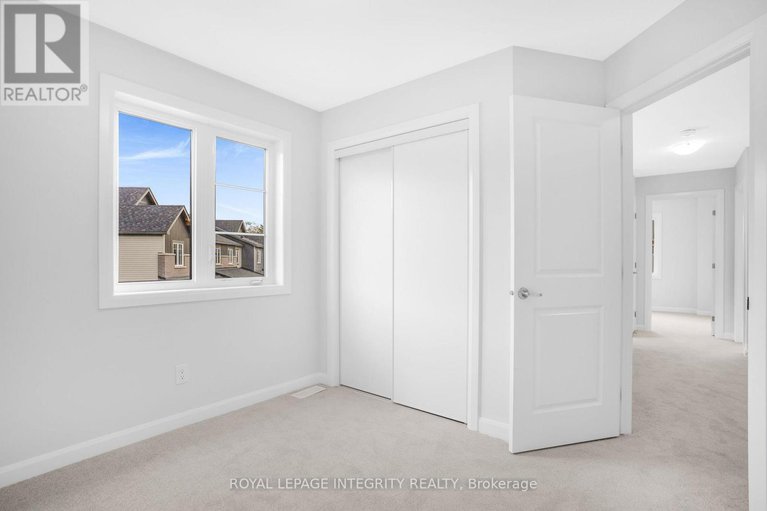 28622673/247-elsie-macgill-walk/rural-kanata-central/ottawa/ontario/K2W0L4_18