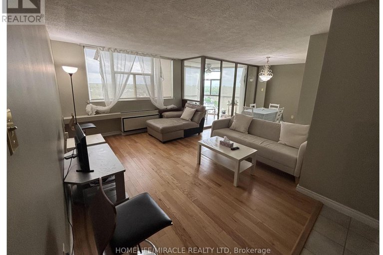 28451294/1409-2760-carousel-crescent/emerald-woodssawmill-creek/ottawa/ontario/K1T2N4_45