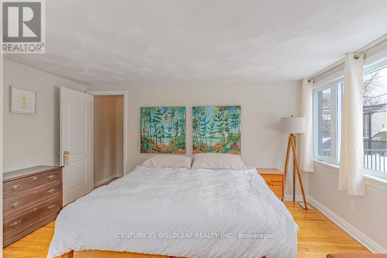 29418549/1075-north-river-road/overbrook/ottawa/ontario/K1K3V9_23