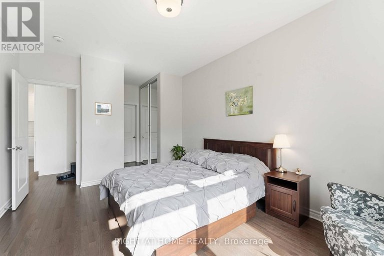 29564019/272-maygrass-way/remainder-of-stittsville-area/ottawa/ontario/K2S2K9_13