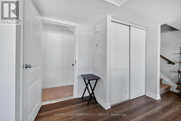 29080802/22-235-infusion-private/strandherd/ottawa/ontario/K2J5X2_5