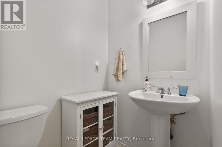 28804584/484-hazeldean-road-unit-1/ottawa/ontario/K2L1V4_33