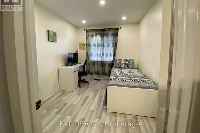 29135222/415-kintyre-private/carleton-square/ottawa/ontario/K2C3M9_29