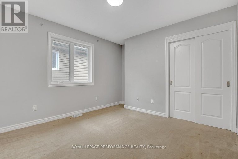 29033404/880-white-alder-avenue/blossom-parkkemp-parkfindlay-creek/ottawa/ontario/K1T0H4_20