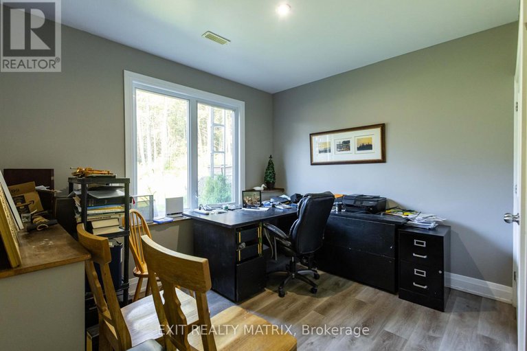 28354230/2070-8th-line-road/osgoode-twp-north-of-reg-rd-6/ottawa/ontario/K0A2P0_26