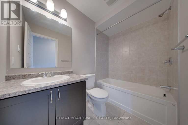 29283781/132-conifer-creek-circle/emerald-meadowstrailwest/ottawa/ontario/K2M0M2_29