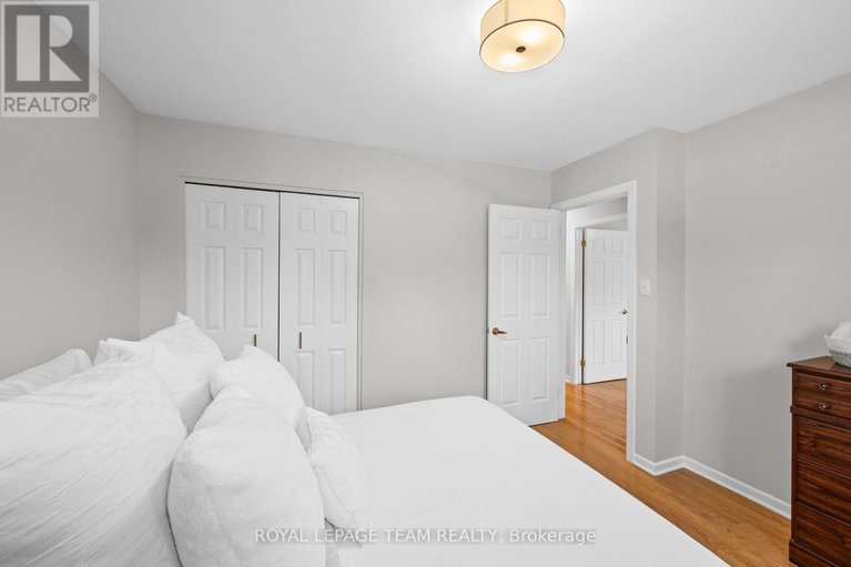 28926247/1525-valmarie-avenue/carleton-heights/ottawa/ontario/K2C1V7_25