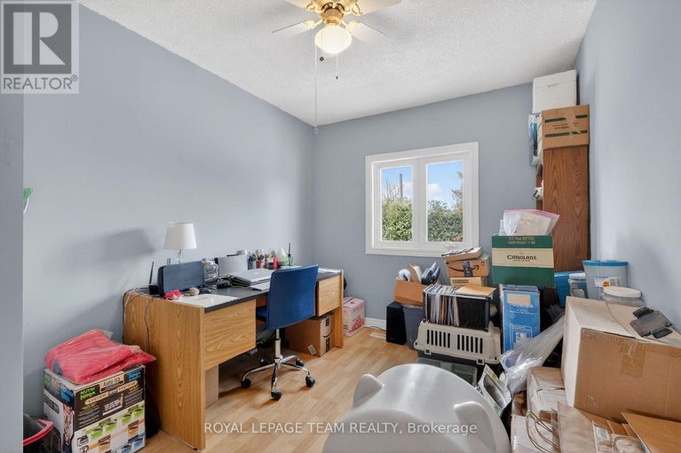 29437879/955-lacroix-road/clarencerockland-twp/clarence-rockland/ontario/K0A2A0_28