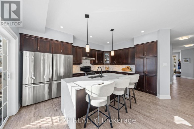 29385318/117-joshua-street/mer-bleuebradley-estatesanderson-park/ottawa/ontario/K1W0A4_16