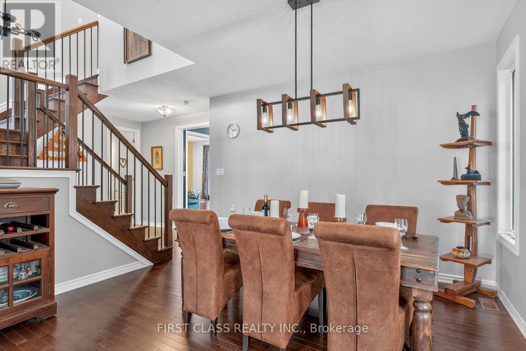 29467468/308-autumnfield-street/emerald-meadowstrailwest/ottawa/ontario/K2M0J4_4