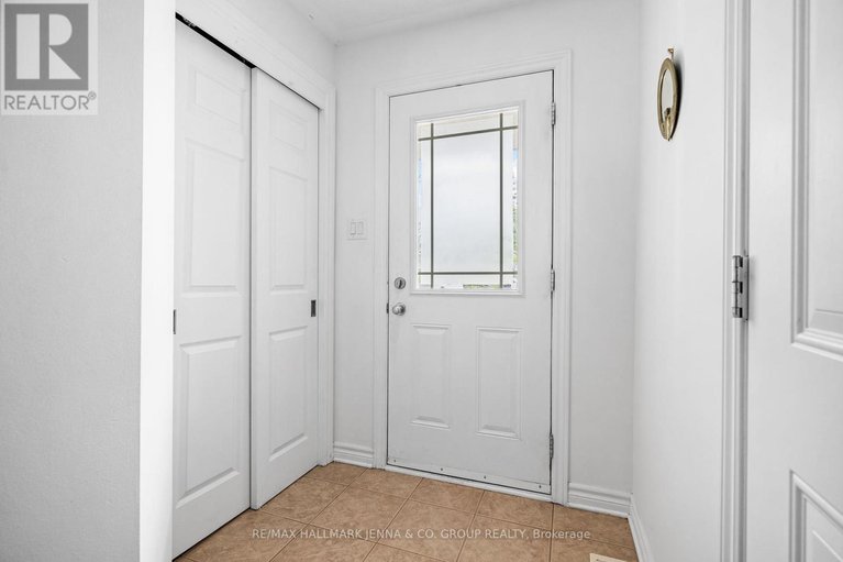 28318968/277-catamount-court/emerald-meadowstrailwest/ottawa/ontario/K2M0A9_4