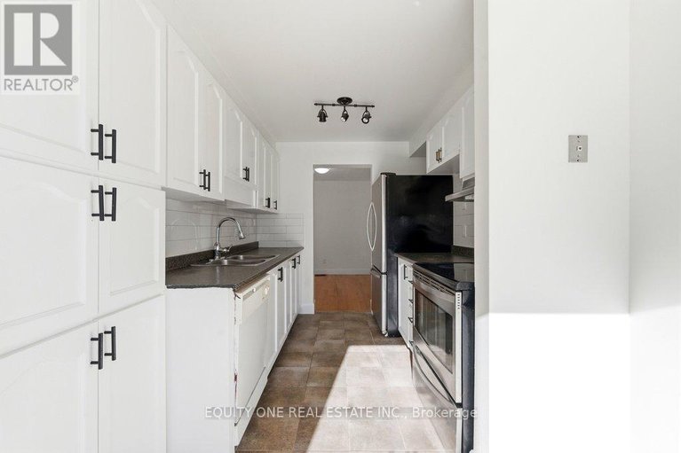 29451854/35-willwood-crescent/cedargrovefraserdale/ottawa/ontario/K2J4B2_14