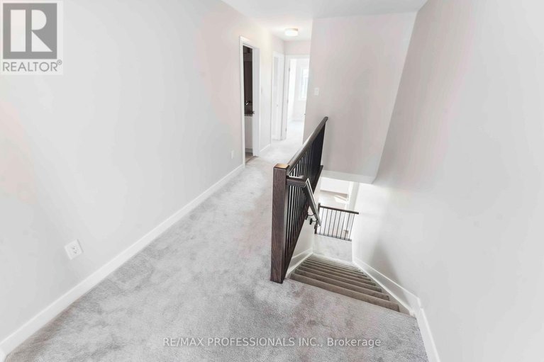 28406197/826-bascule-place/btwn-franktown-rd-fallowfield-rd/ottawa/ontario/K0A2Z0_8