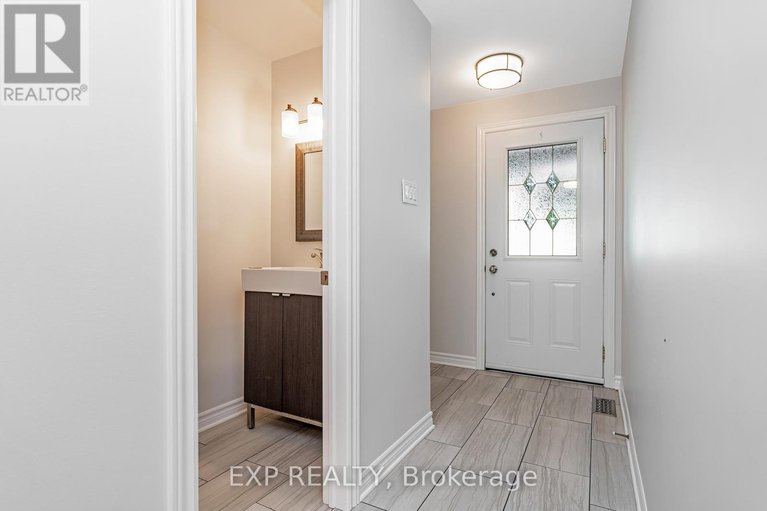 28733539/80-coolspring-crescent/borden-farmstewart-farmcarleton-heightsparkwood-hills/ottawa/ontario/K2E7M8_4