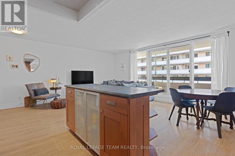 29008690/503-141-somerset-street-w/ottawa-centregolden-triangle/ottawa/ontario/K2P2H1_16