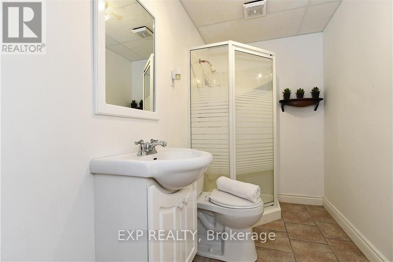 28669421/119-anfield-crescent/barrhaven-east/ottawa/ontario/K2G7B7_21