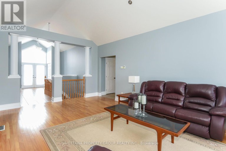 27942991/36-de-la-rive-drive/embrun/russell/ontario/K0A1W0_8