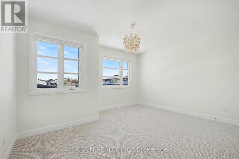 29363942/429-aurora-street/russell-twp/russell/ontario/K4R0L3_14