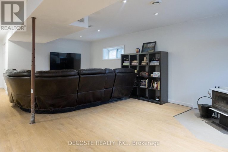 29094334/23-wood-street/lancaster/south-glengarry/ontario/K0C1N0_16