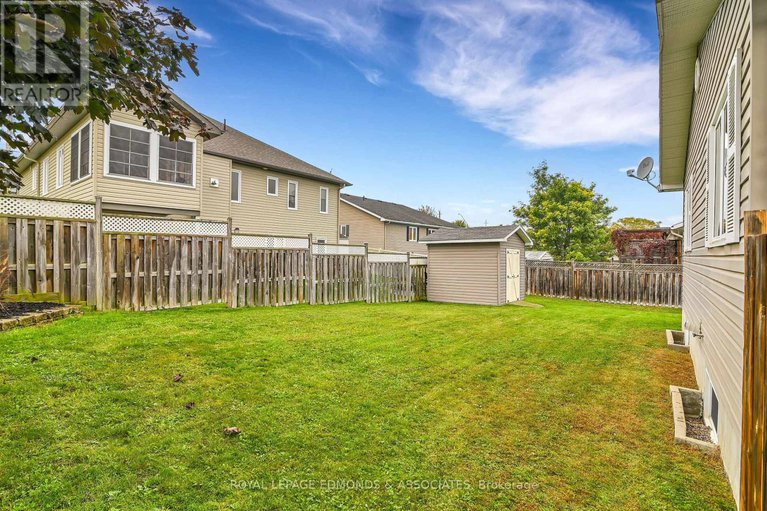 28381416/91-haramis-drive/renfrew/renfrew/ontario/K7V4M4_33