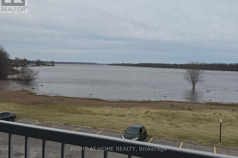 29667361/6-194-a-edwards-street/town-of-rockland/clarence-rockland/ontario/K4K1H8_16