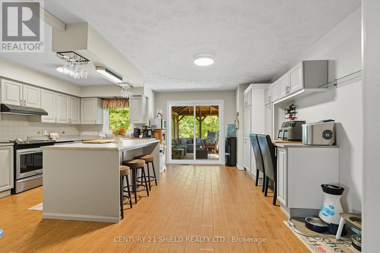 28890966/4555-glen-roy-road/south-glengarry-charlottenburgh-twp/south-glengarry/ontario/K0C1L0_29