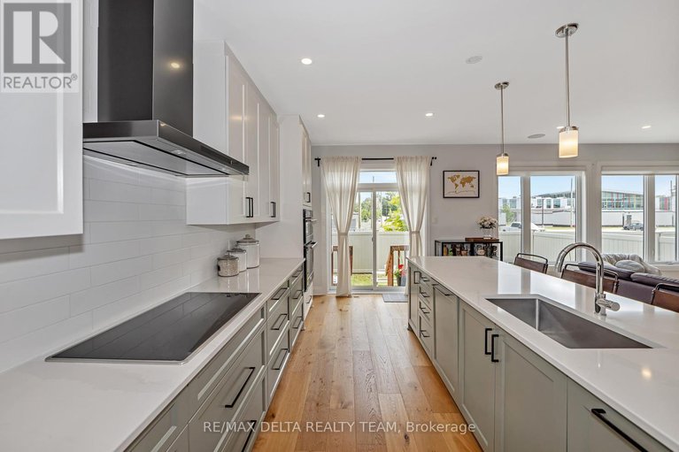 28467880/128-crevasse-road/mer-bleuebradley-estatesanderson-park/ottawa/ontario/K1W0P9_8