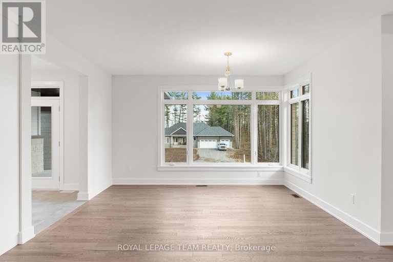 28410358/79-hogan-drive/mcnabbraeside-twps/mcnabbraeside/ontario/K7S0H8_6