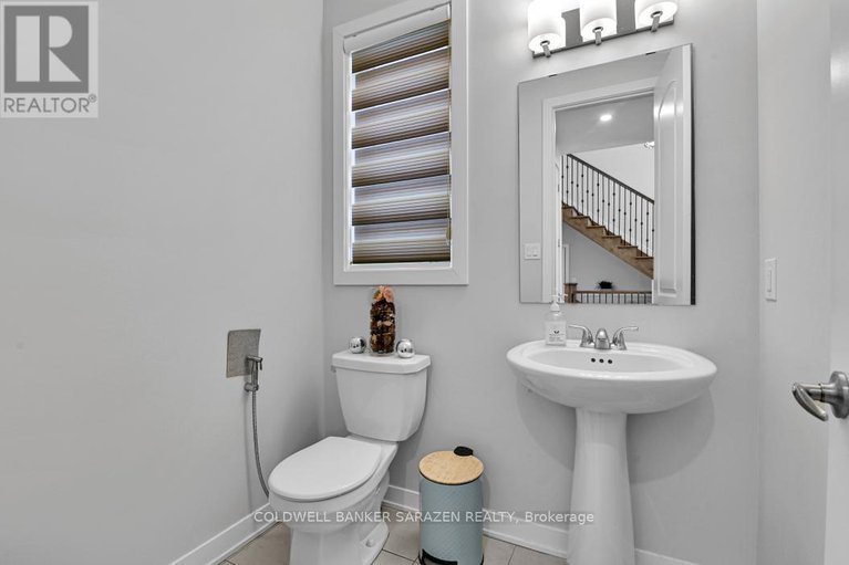 29389721/2052-elevation-road/half-moon-bay/ottawa/ontario/K2J6X1_10