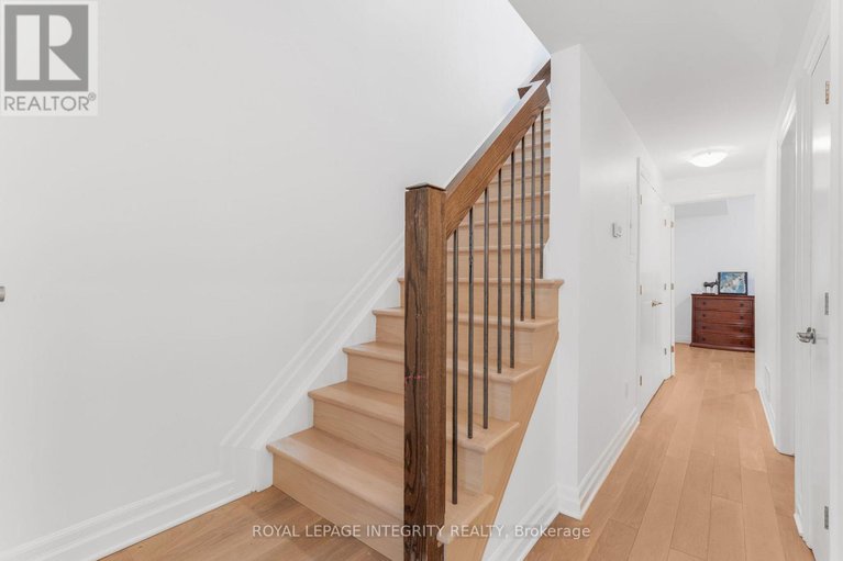 28878619/h-17-melrose-avenue-n/hintonburg/ottawa/ontario/K1Y1T8_19