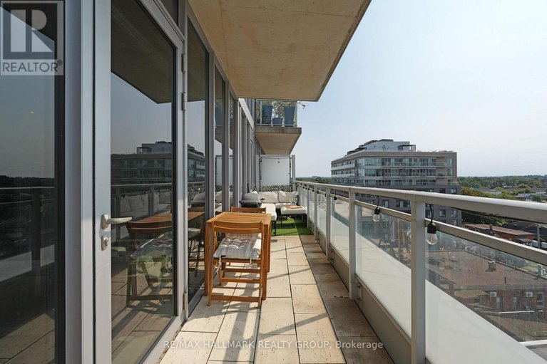 28842721/penthouse-804-360-mcleod-street/ottawa-centre/ottawa/ontario/K2P1A9_26